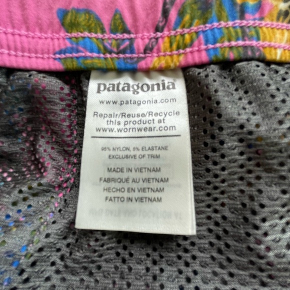 Patagonia Wavefarer Hybrid Shorts - Picture 5 of 6